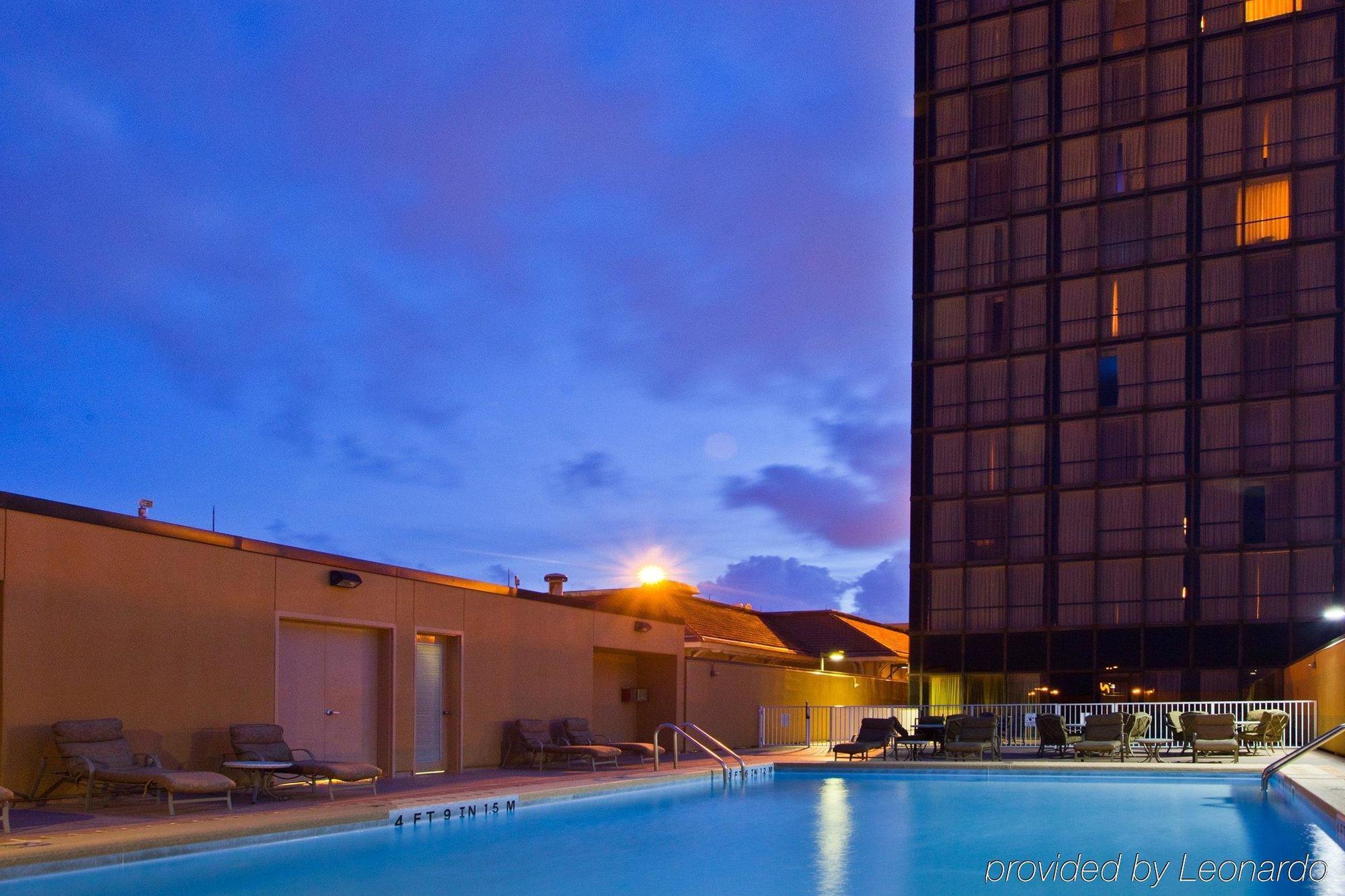 Готель Crowne Plaza Pensacola Grand Зручності фото