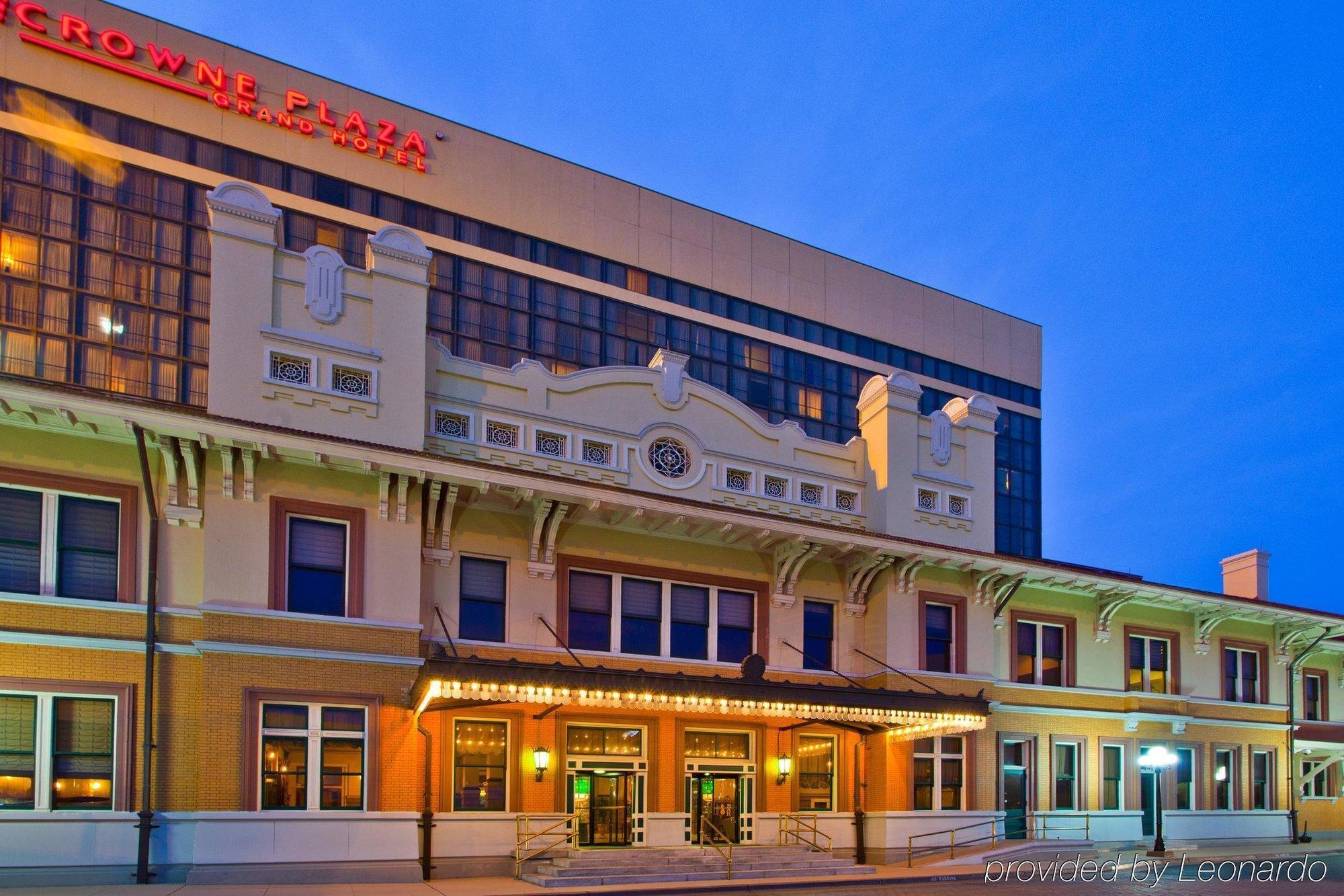 Готель Crowne Plaza Pensacola Grand Екстер'єр фото