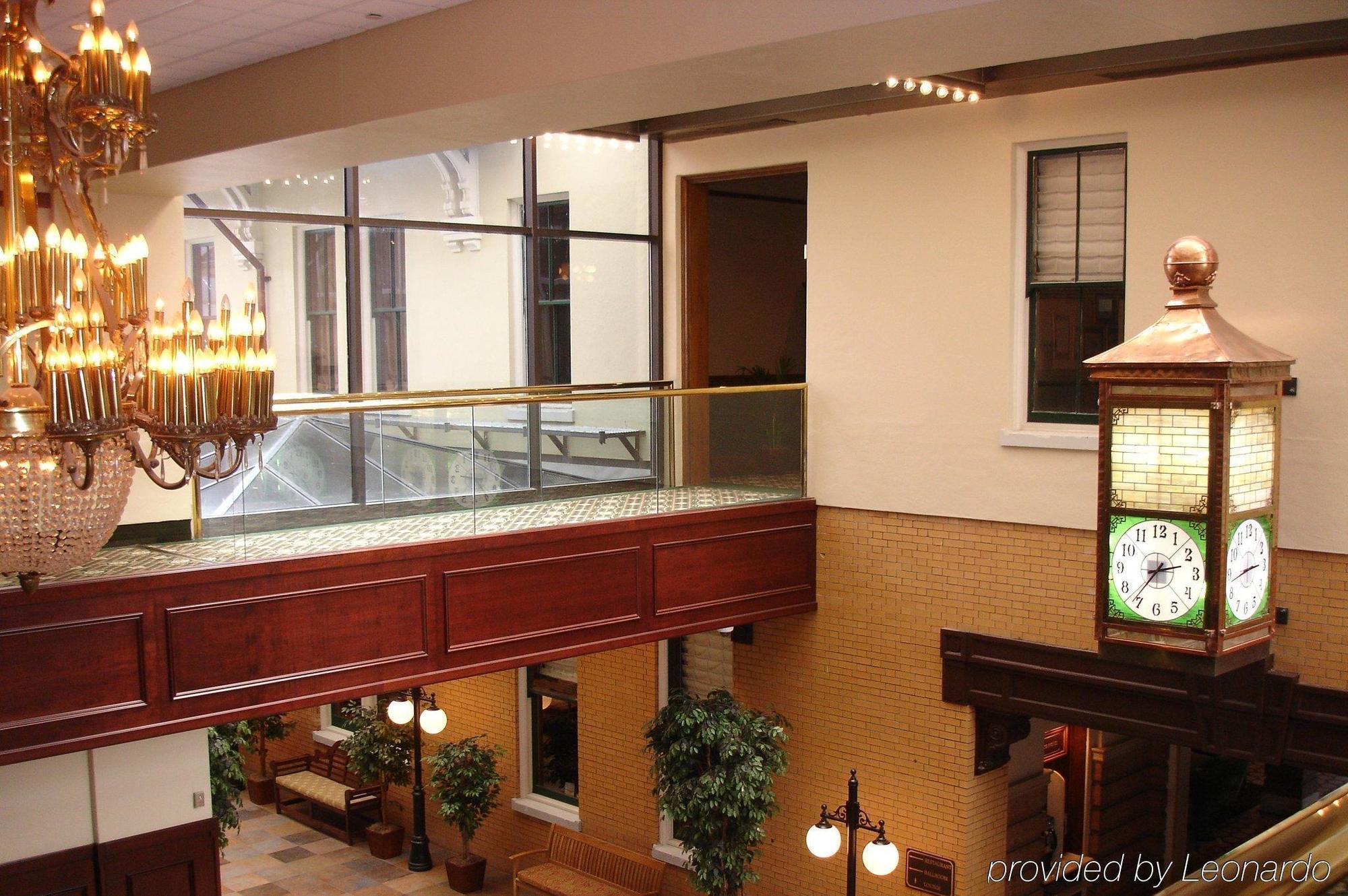 Готель Crowne Plaza Pensacola Grand Інтер'єр фото