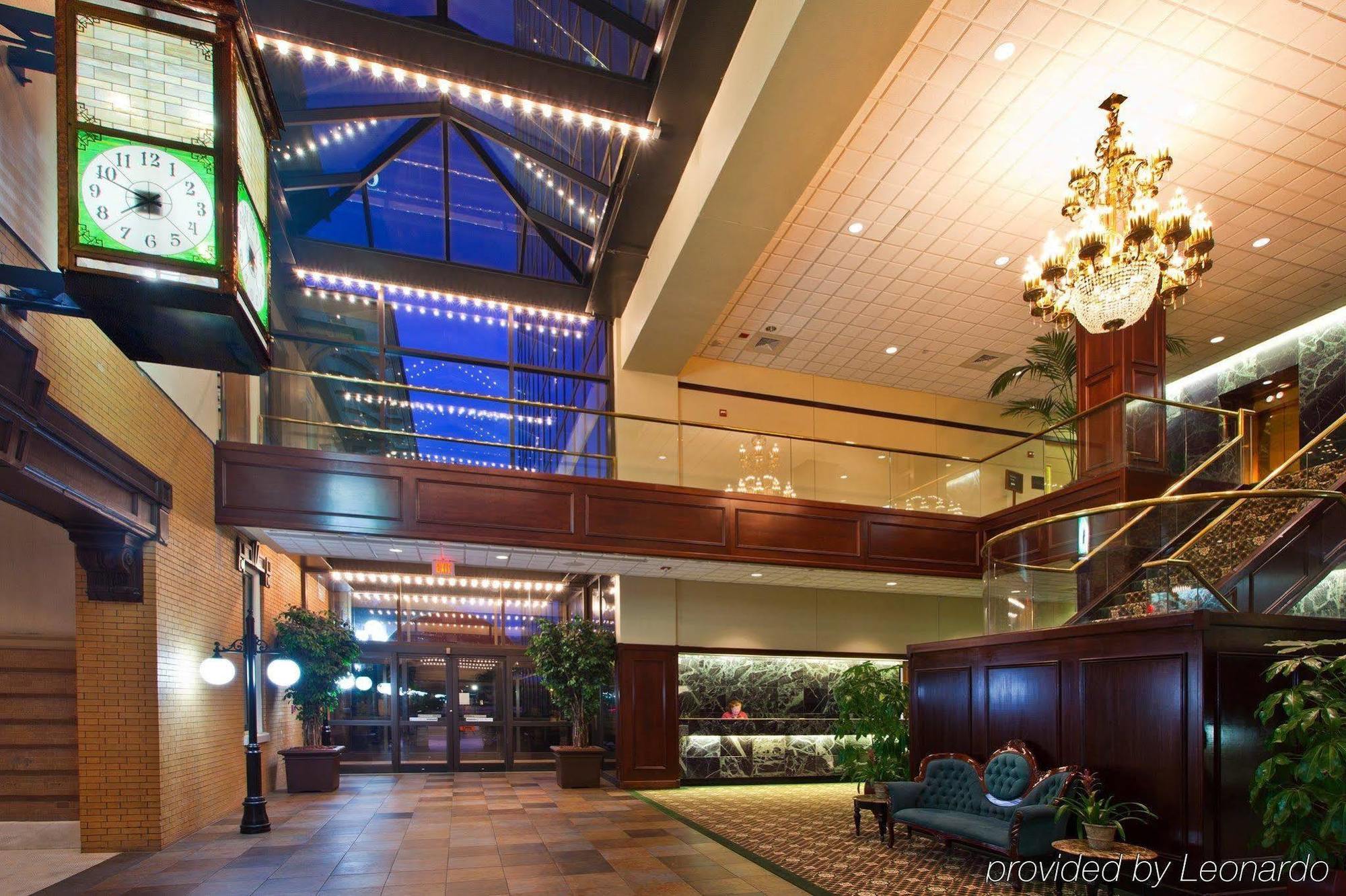 Готель Crowne Plaza Pensacola Grand Інтер'єр фото